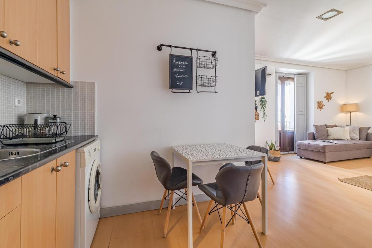 Apartamentos Fucar Madrid Luaran gambar