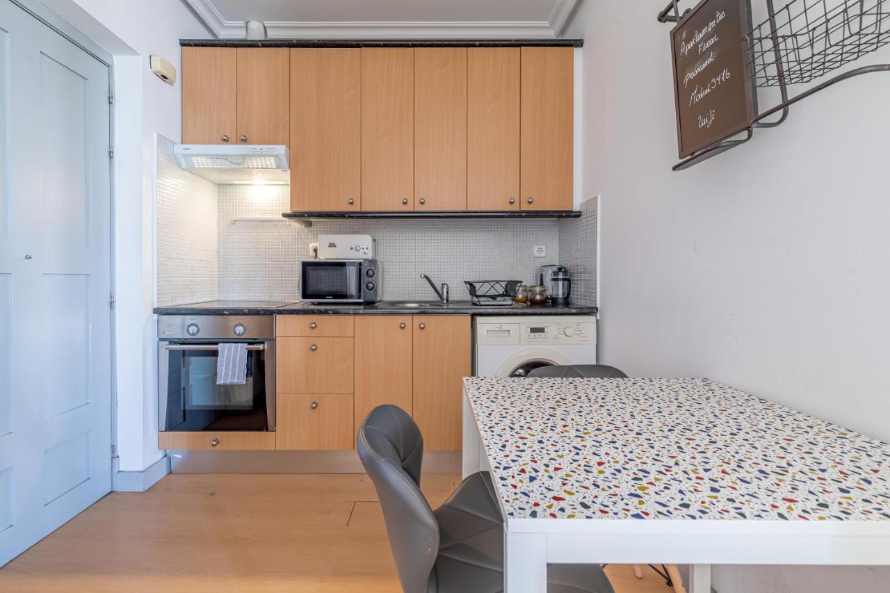 Apartamentos Fucar Madrid Luaran gambar
