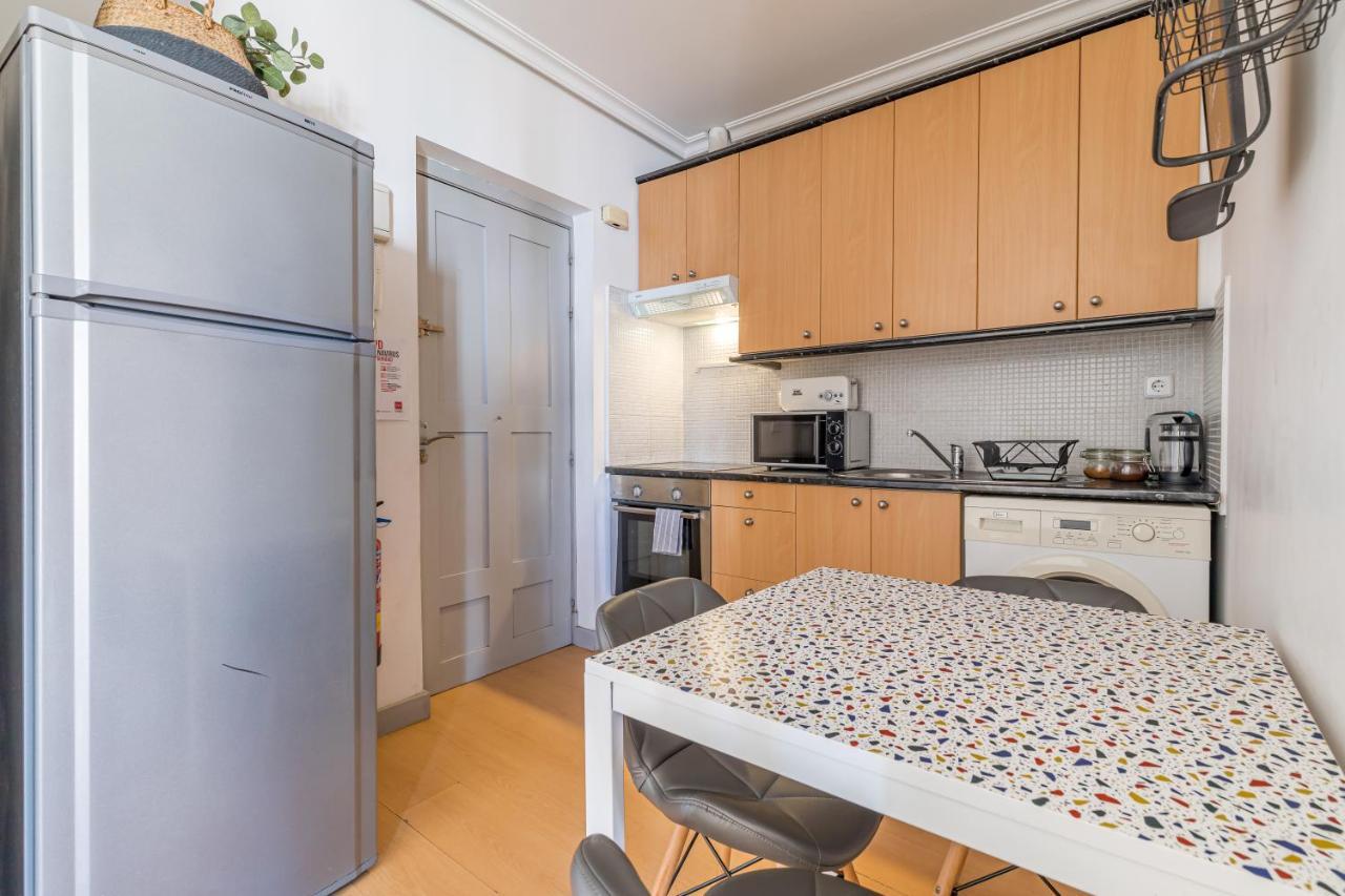 Apartamentos Fucar Madrid Luaran gambar