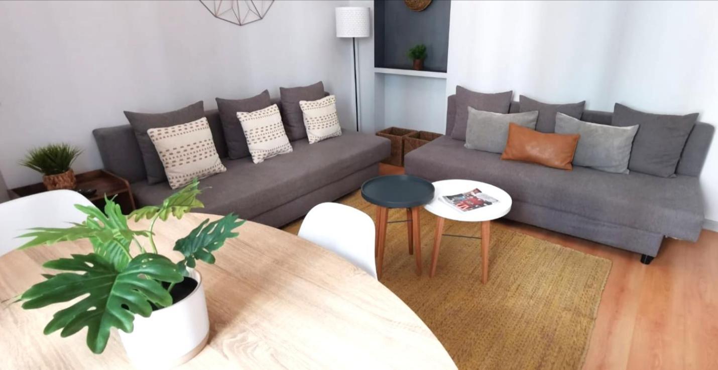 Apartamentos Fucar Madrid Bilik gambar